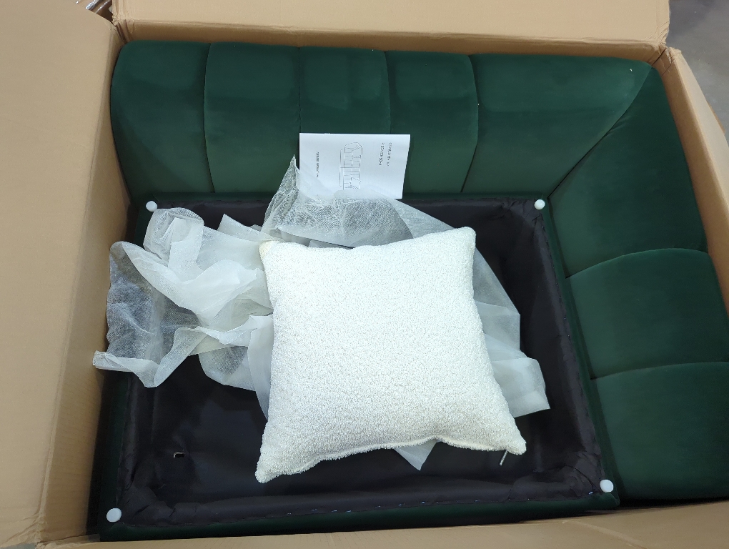 Minimore Green Couch ‼️2 BOXS‼️