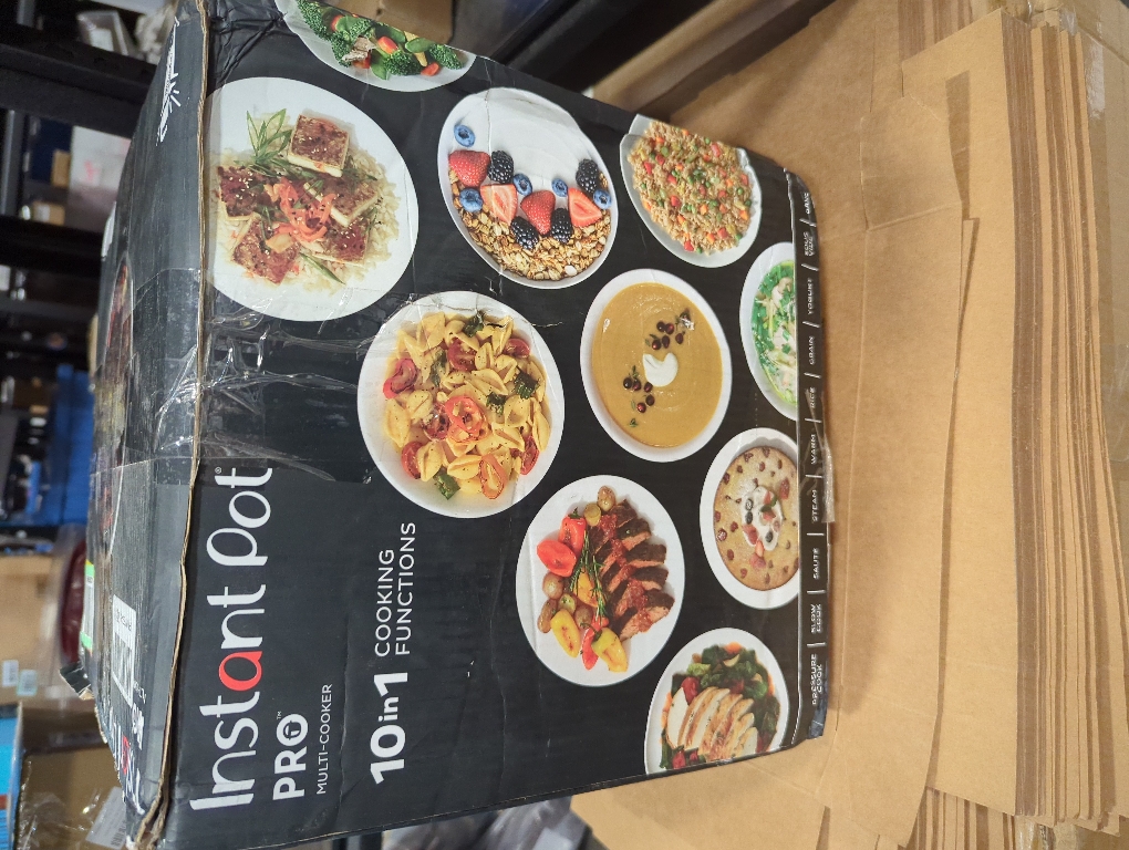 Instant Duo Pro Stainless Steel Pressure Cooker 13.4 in. 6 qt Black