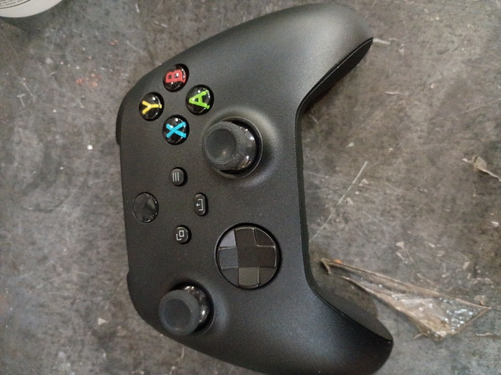 Xbox Wireless Gaming Controller (2025) – Carbon Black – Play on Xbox, Windows, Android, iOS, FireTV Sticks, Smart TVs, VR Headsets