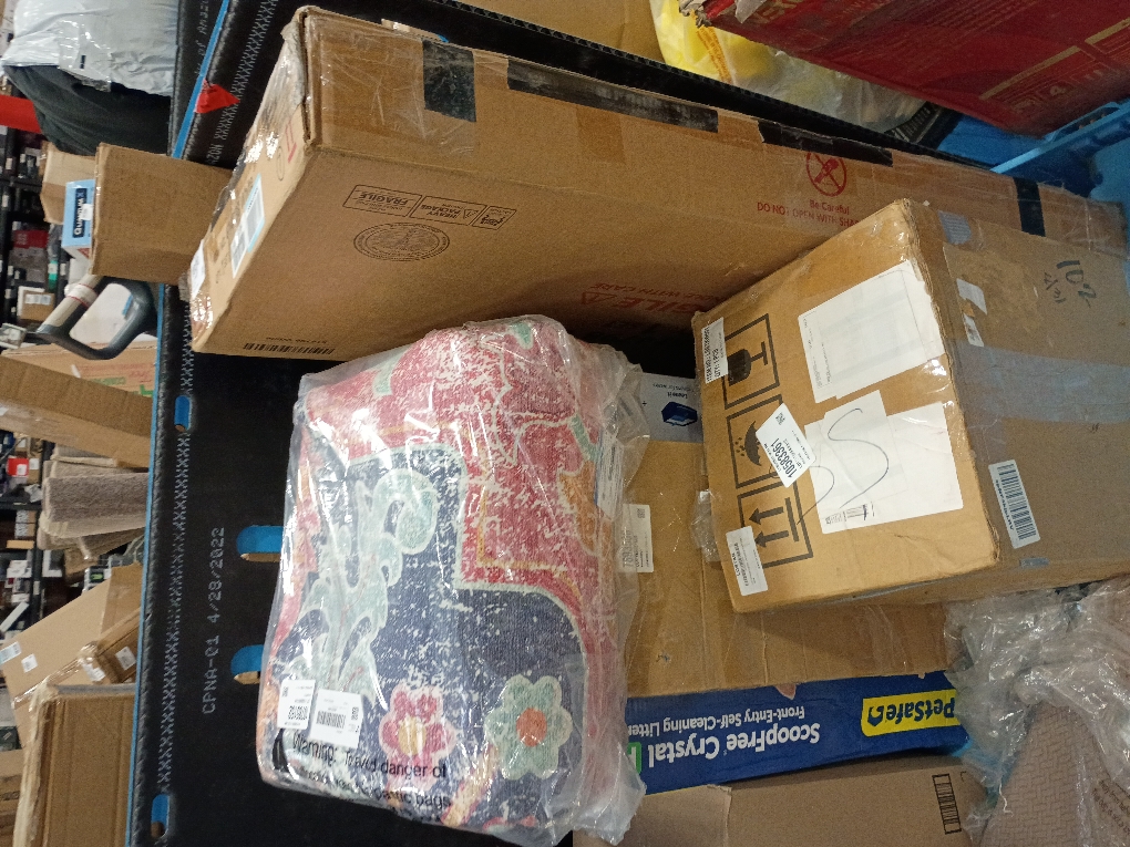 Yaheetech Modern Free-Standing Over-the-Toilet Storage with Cabinet and Shelf for Bathroom, White