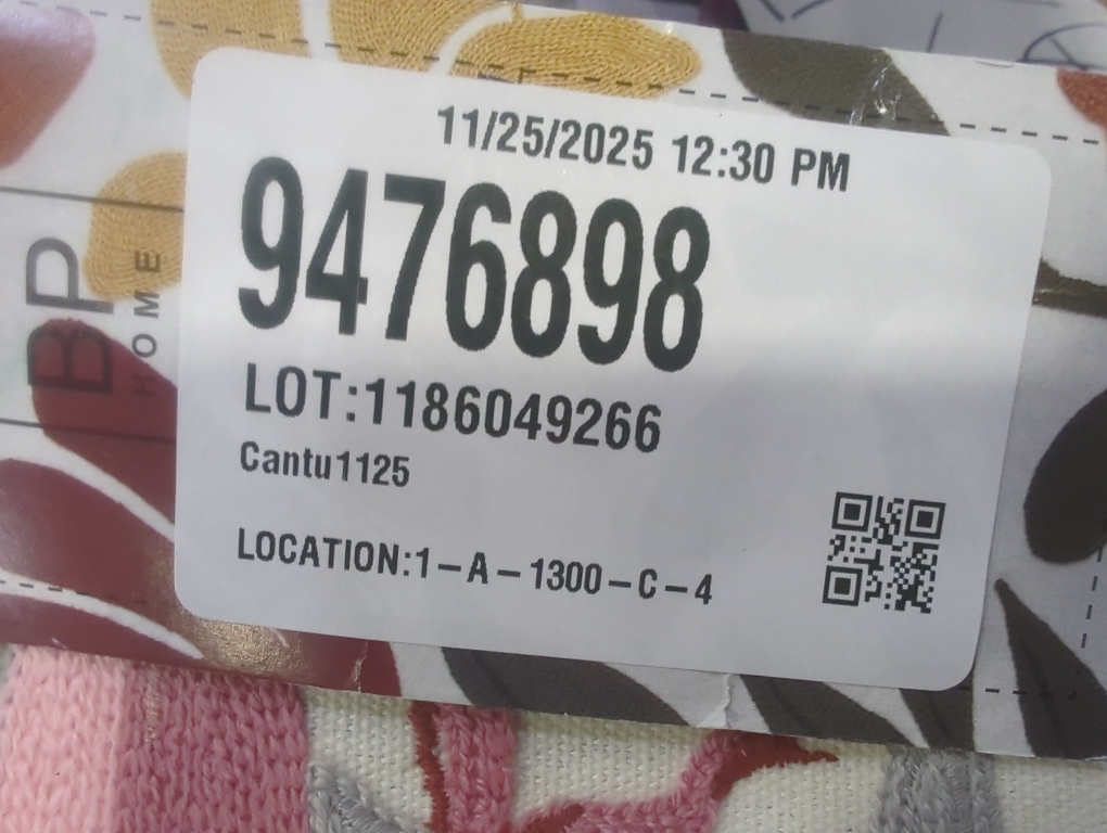 BP Home Woven Pink and Red Beverages