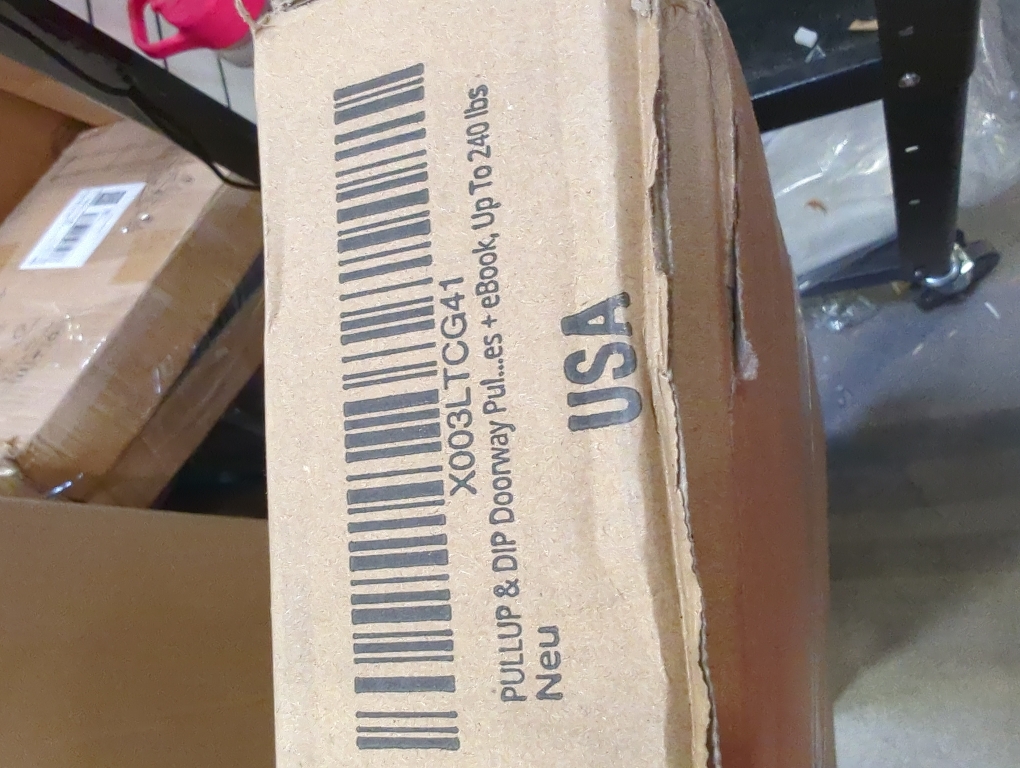 PULLUP & DIP Pull-up bar for door frames for hanging without screws and no slipping, professional door bar, pull-up bar with padded handles