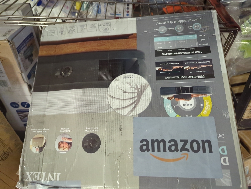 Intex 64417ED 22in Queen Dura-Beam Comfort Plush High-Rise Inflatable Air Mattress with Built in Pump for Travel and Camping, 600lb Weight Capacity