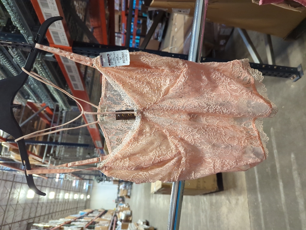 Size 1XL Lace Camisoles for Women Criss Cross Spaghetti Straps Tank Tops Sexy V Neck Backless Shirts with Removable Padded