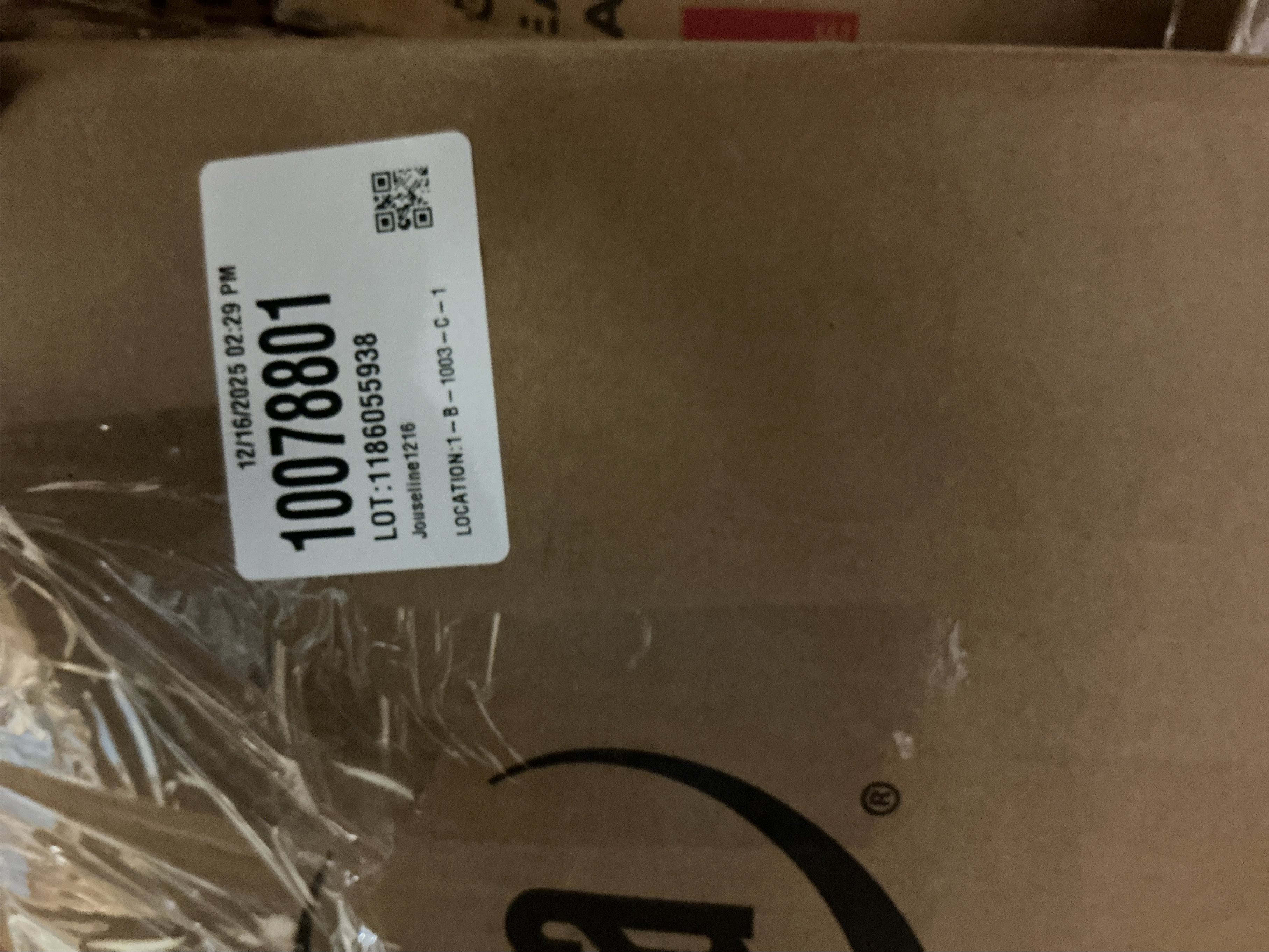 Serta Goose Feather Down Fiber Cotton Comforter Queen Size - 100% Cotton Duvet Insert - Hotel Luxury Hypoallergenic Bedding Comforter All Season Medium Warmth 90 x 90 Inch White