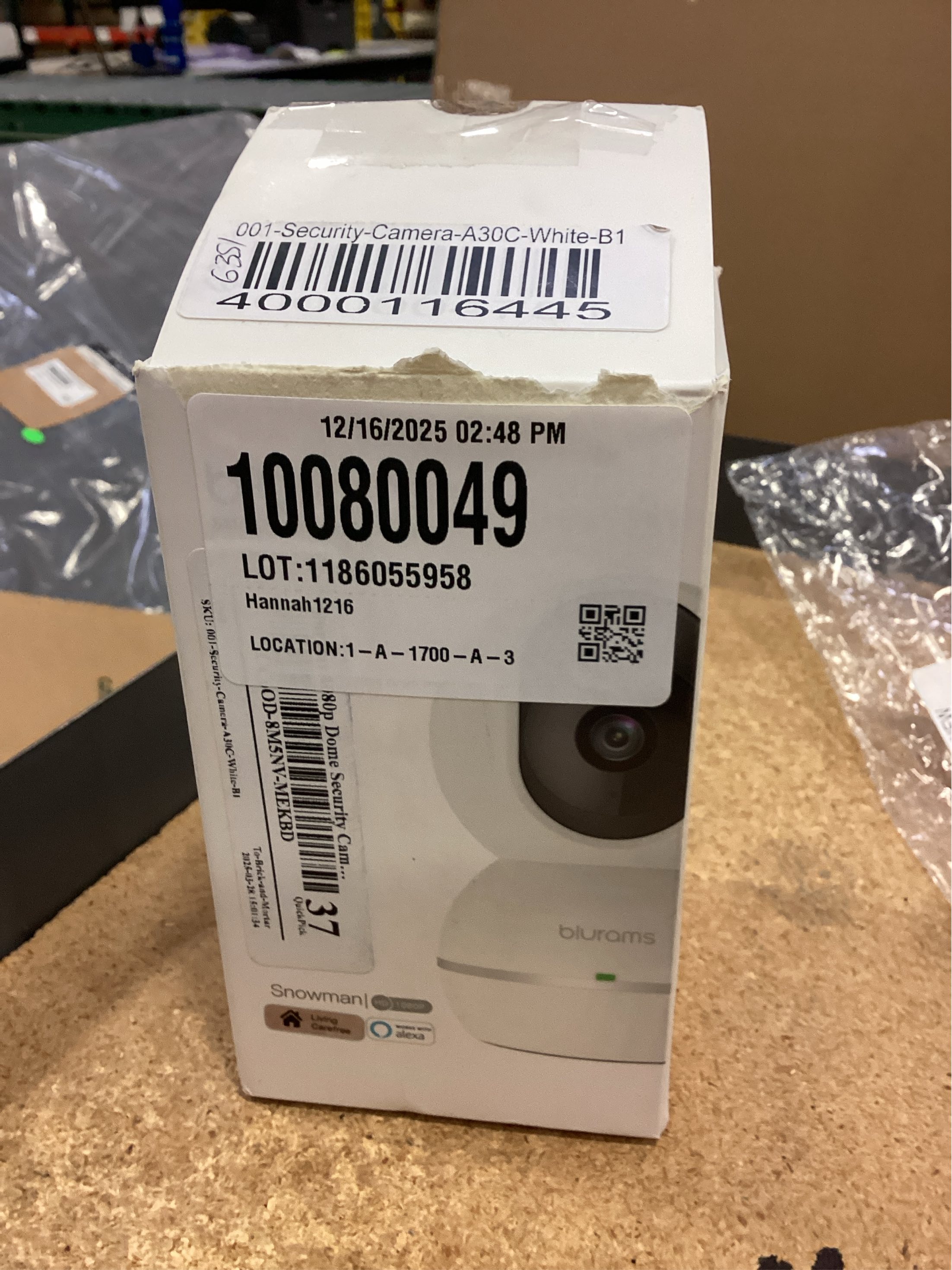 Blurams digital camera