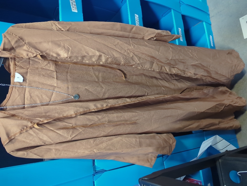 Size S Girls Halloween Cloak Fashion Hoodie Cape Kids Halloween Topic Clothes Medieval Renaissance Gothic Wizard ????obe