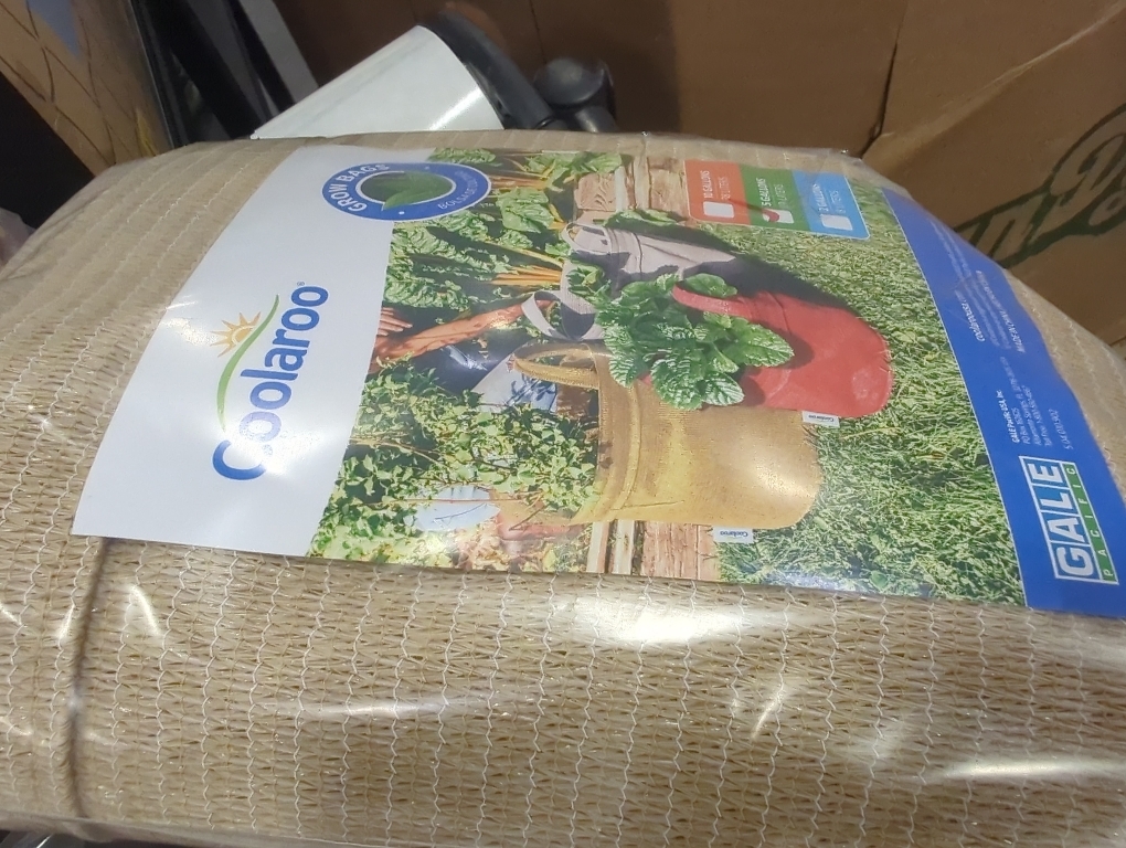 Coolaroo 2-Pack 5 Gallon Heavy Duty Plant/Vegetable/Herb/Fruit Breathable Fabric Grow Planter Pot Bags with Handles, Desert Sand