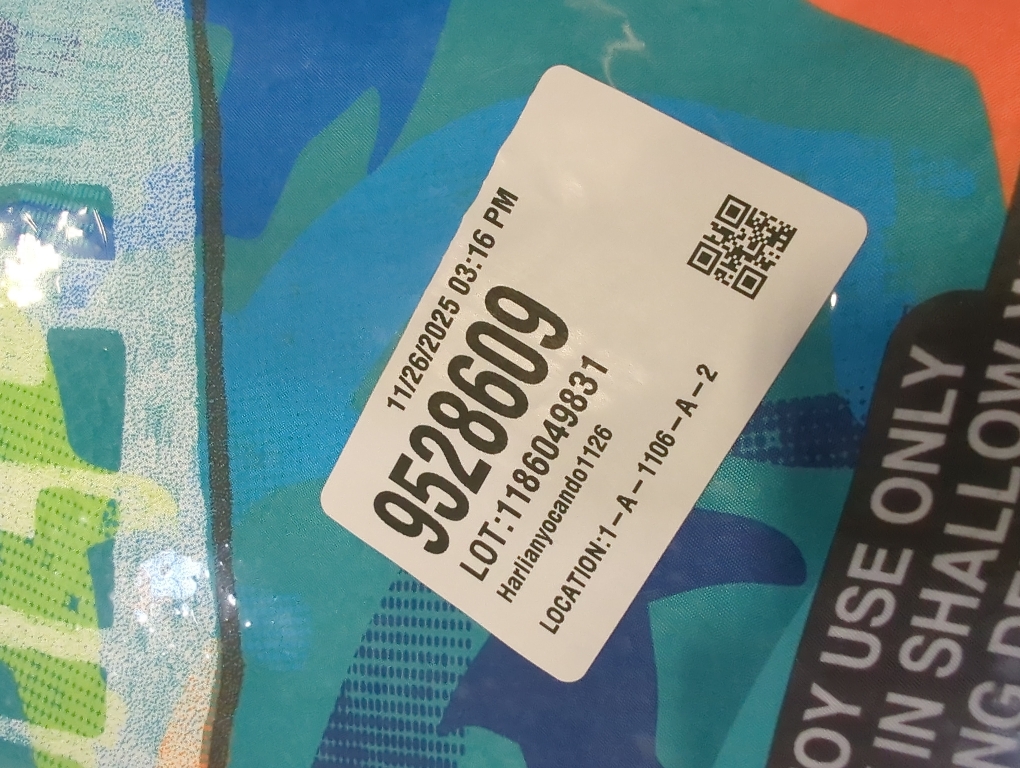 Hurley Kids Kickboard - Swim Training Kickboard for Kids, Swimming Pool Floats and Exercise Equipment for Boys and Girls (18 Inches)