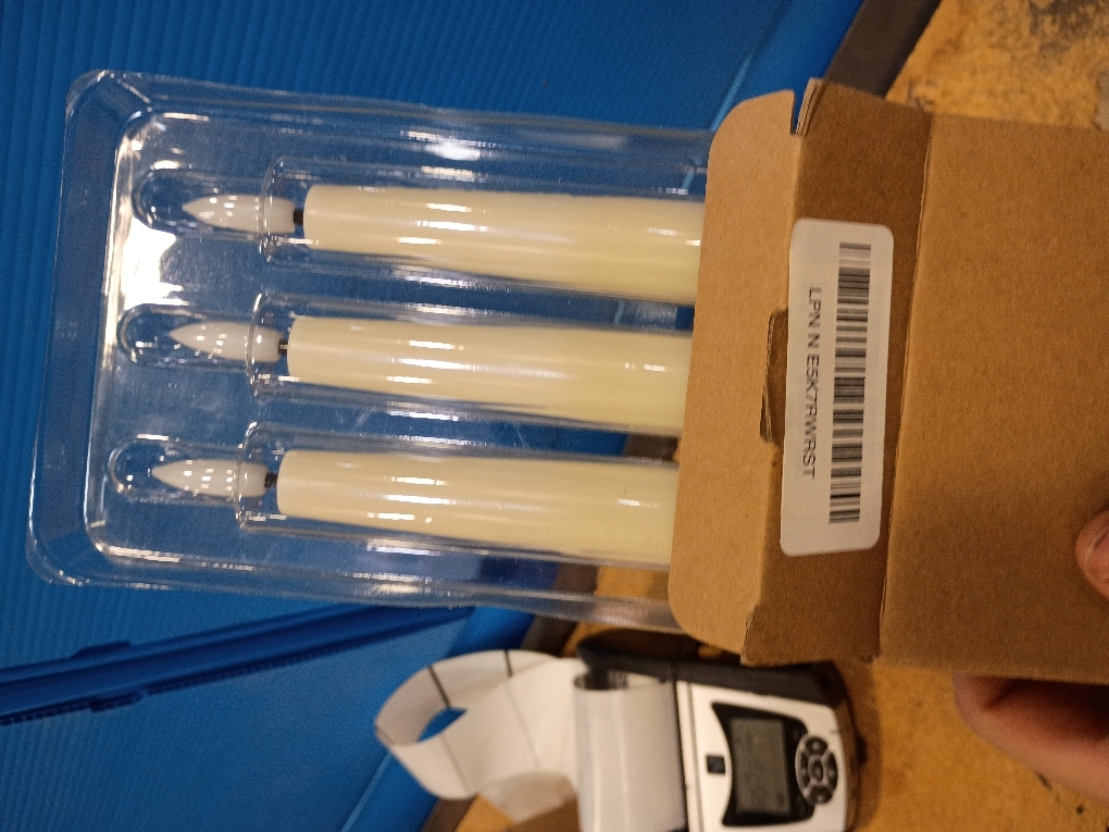 Flameless Taper Candles with 3D Wick, 9.6 Real Wax LED Candles with Remote and Timer, 3 Pack Flickering Candlesticks Battery Operated, Classic Tall Taper Candles for Home, Wedding, Party, Ivory