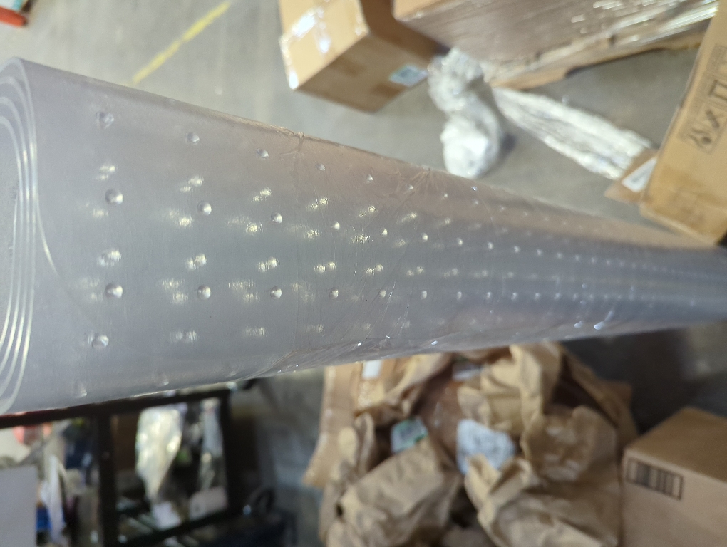 Chair Mat for Carpet, Office Chair Mat for Carpeted Floors, Non-Slip Carpet Protector Floor Mat with Grips, Plastic Heavy-Duty Rolling Desk Mat for Home Office and Gaming (Clear)