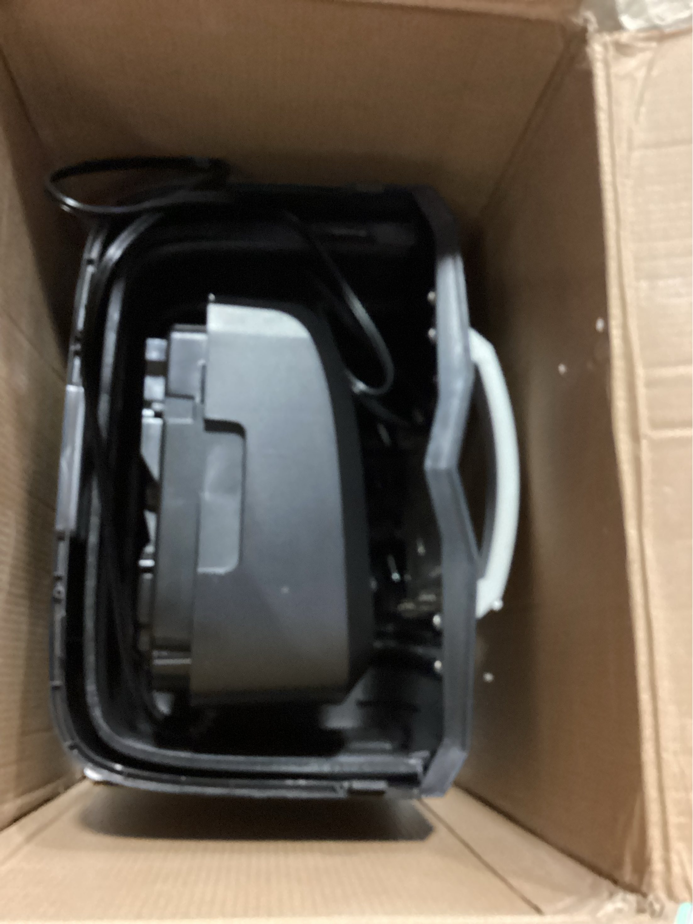 Bonsaii 12-Sheet Micro Cut Shredders for Home Office, 60 Minute P-4 Security Level Paper Shredder for CD, Credit Card, Mails, Staple, Clip, with Jam-Proof System & 4.2 Gal Pullout Bin C266-B