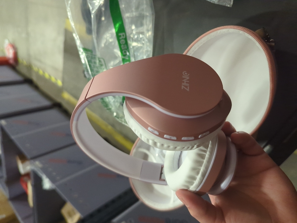 ZIHNIC Bluetooth Headphones Over-Ear, Foldable Wireless and Wired Stereo Headset Micro SD/TF, FM for Cell Phone,PC,Soft Earmuffs &Light Weight for Prolonged Wearing(Rose Gold)