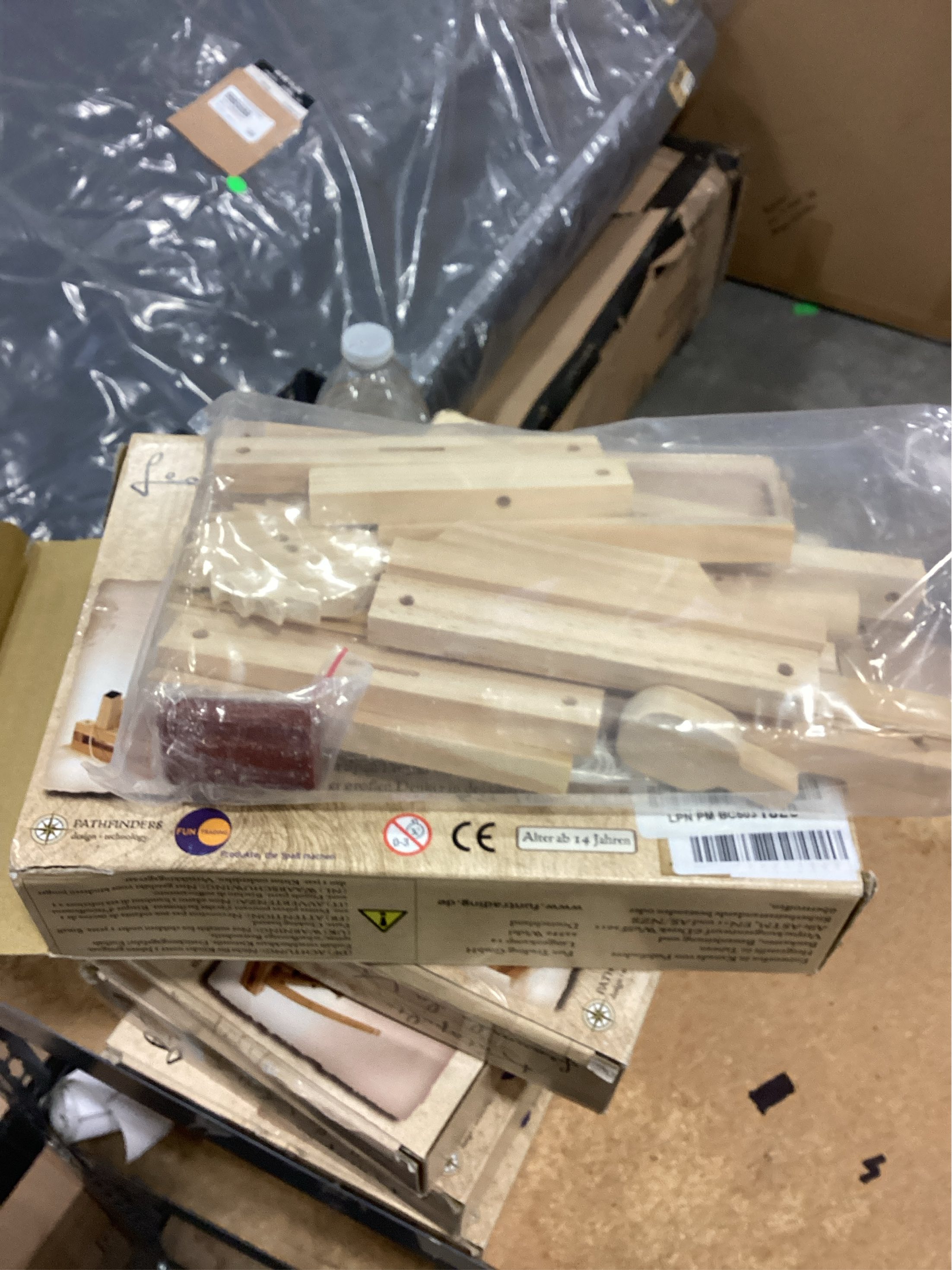 Pathfinders STEM Kits – Leonardo da Vinci Catapult kit | Trebuchet Science Kits for Kids Age 12-14 | Toys for Ages 8-13 Physics Toys | Kids Engineering kit | Learning Resource | Engineering