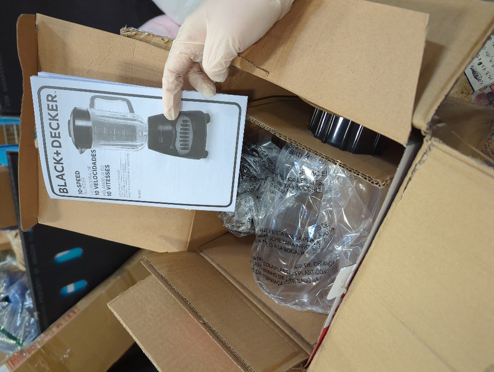 BLACK DECKER Crush Master Blender, 10-Speeds with Stainless Steel Blades, Black, BL2010BP