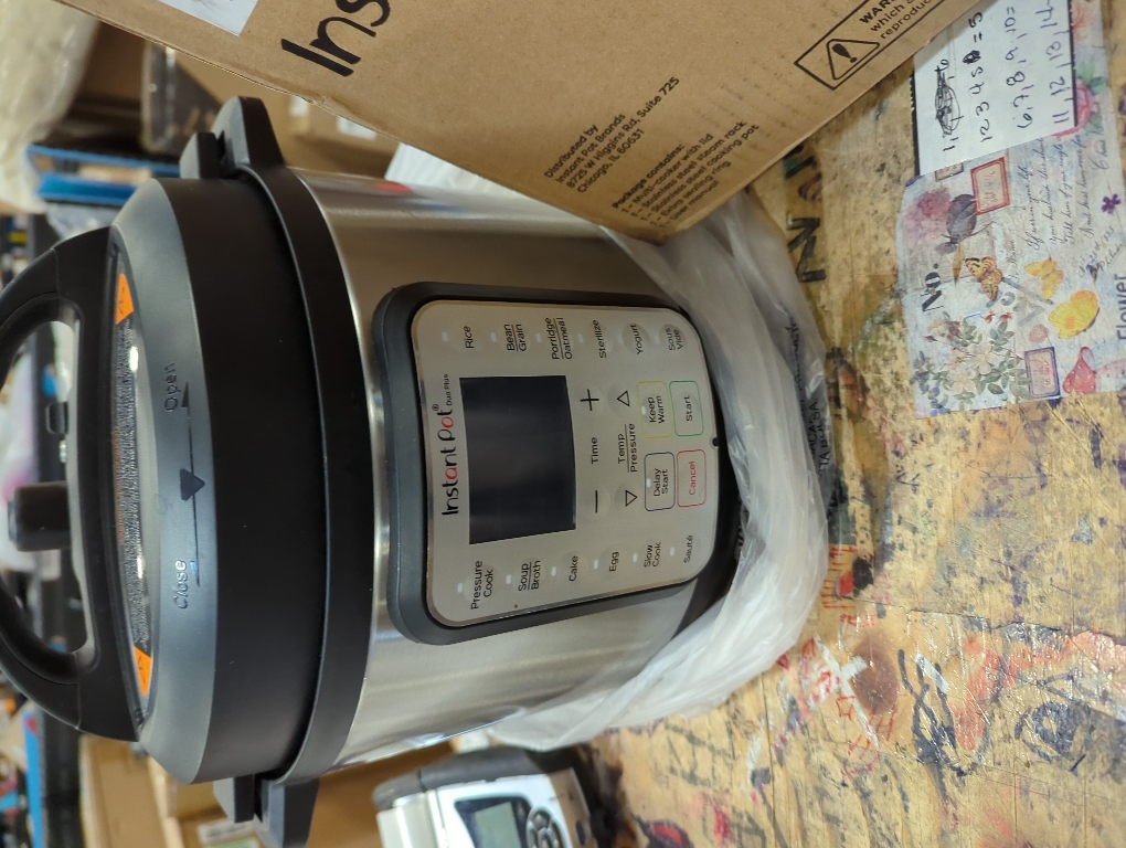 Instant Pot 3qt Duo Plus Electric Pressure Cooker