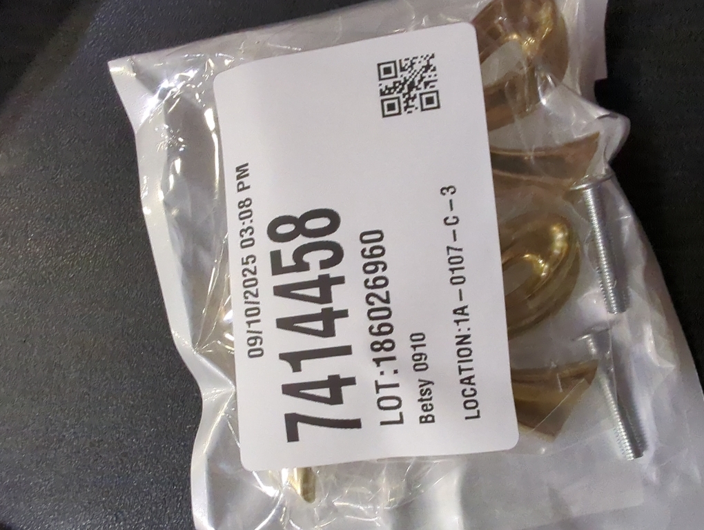 2 Pcs Gold Drawer Pulls Decorative Brass Bow Shape Cabinets Handle Vintage Dresser Knobs, Cabinet Hardware Cupboard Dresser Wardrobe and Drawer Pulls (2PCS)