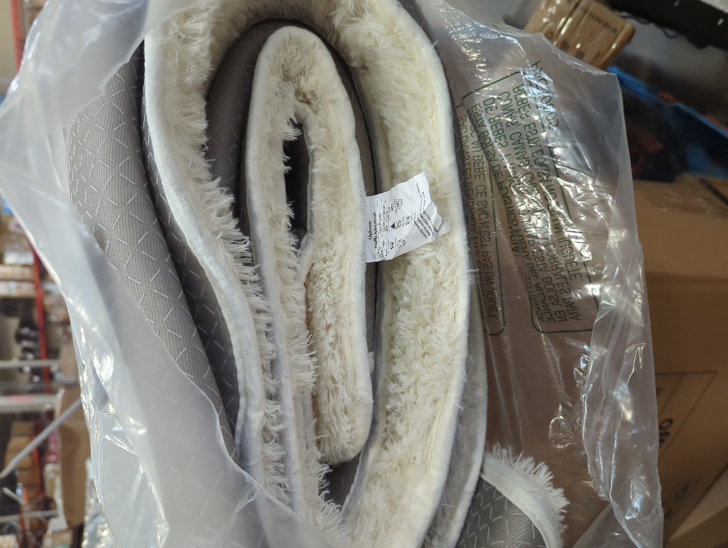 Ophanie 6x9 Area Rugs, Upgrade Non-Slip Fluffy Soft Rugs for Living Room, Large Shag Ivory Fuzzy Plush Rug, Shaggy Big Carpets for Bedroom, Kids Boys Girls Dorm Nursery Home Decor Aesthetic