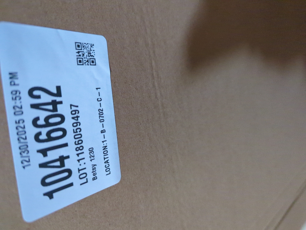 Wood 24x36 Poster Frame, Rustic Natural 36x24in Woodgrain Picture Photo Frame, Modern Beige 24 x 36inch Gallery Wall Frame with HD Plexiglass, Horizontal Vertical Wall Mounting Display 1pcs