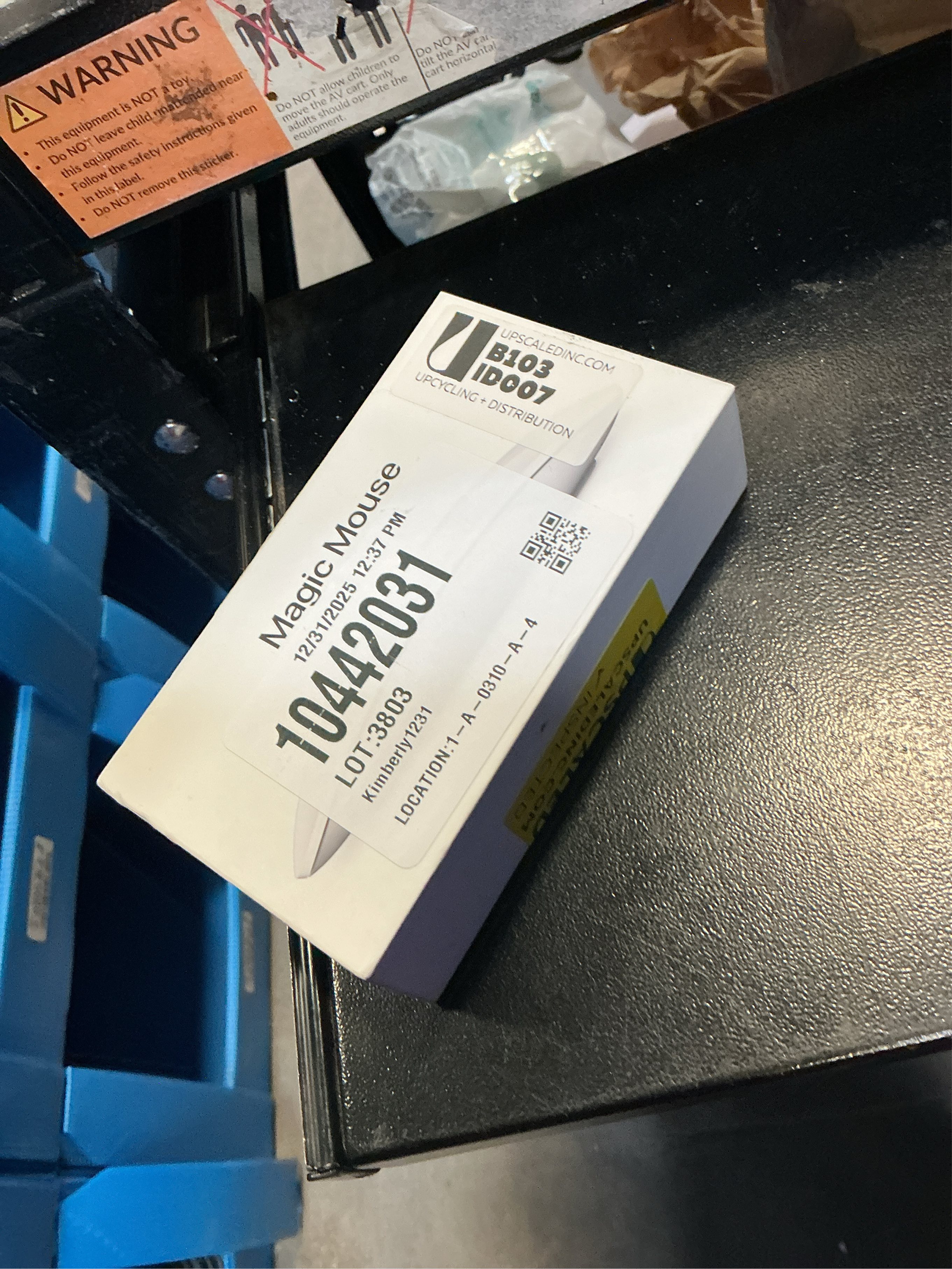 Magic Mouse - White Multi-Touch Surface