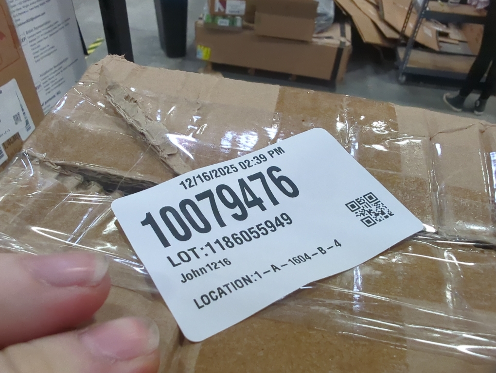 Size 21 Velener Artificial Agave Plant,, Faux Aesthetic Plants for Home Decor, Realistic UV Resistant Fake Agave Plants Without Pot,