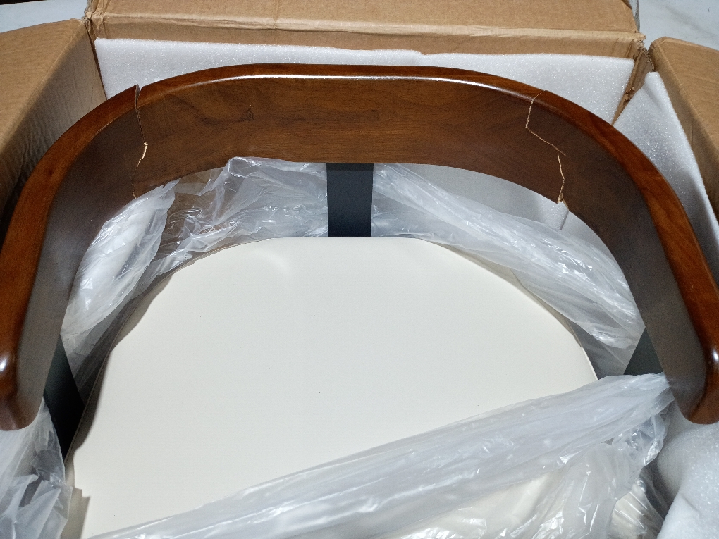 Drees Swivel Upholstered Counter & Bar Stool with Wood Backrest - Upholstery: Cream Bouclé Polyester ( broken the wood see the pictures)