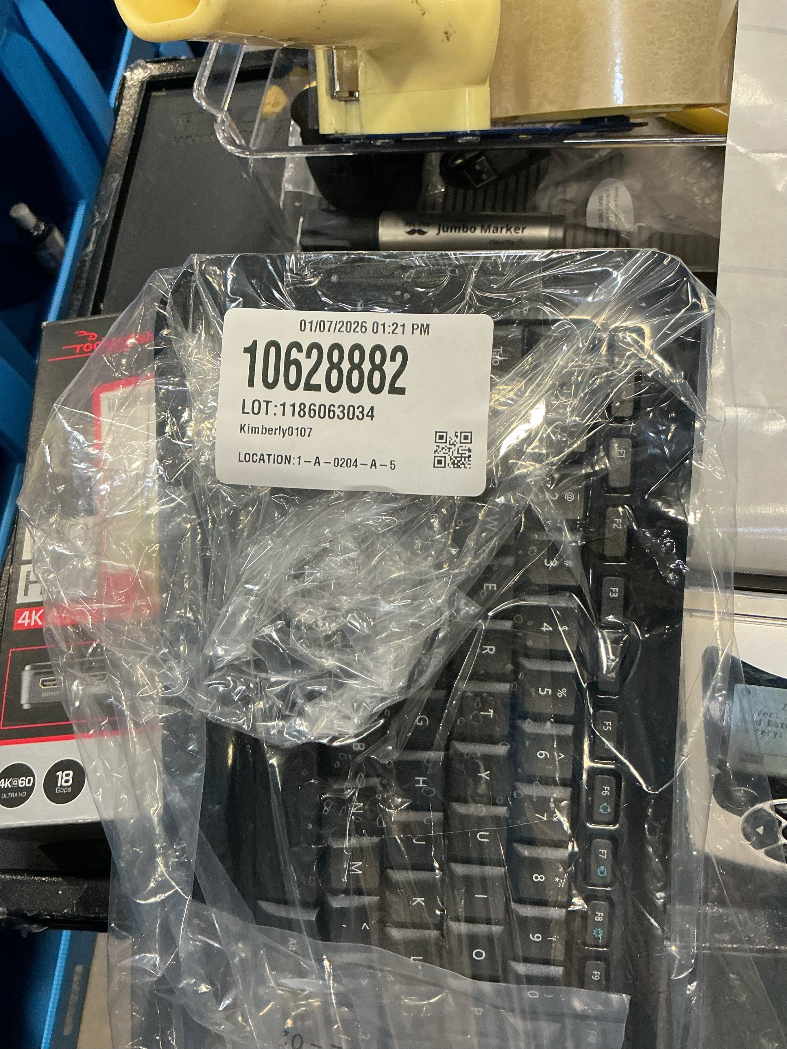 Microsoft PY9-00001 Wireless Desktop Keyboard & Mouse 850 - USB 2 - Black