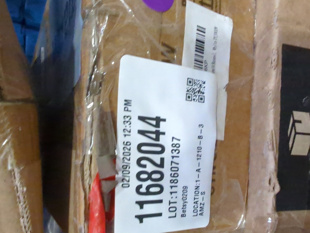 IBUYKE Industrial Pipe Clothes Rack, 50 Inch Wall Mounted Clothing Rack, Space-Saving Hanging Closet Rod, Heavy Duty Multi-Purpose Garment Rack for Closet and Laundry Room(4 Bases), White TYJ002W