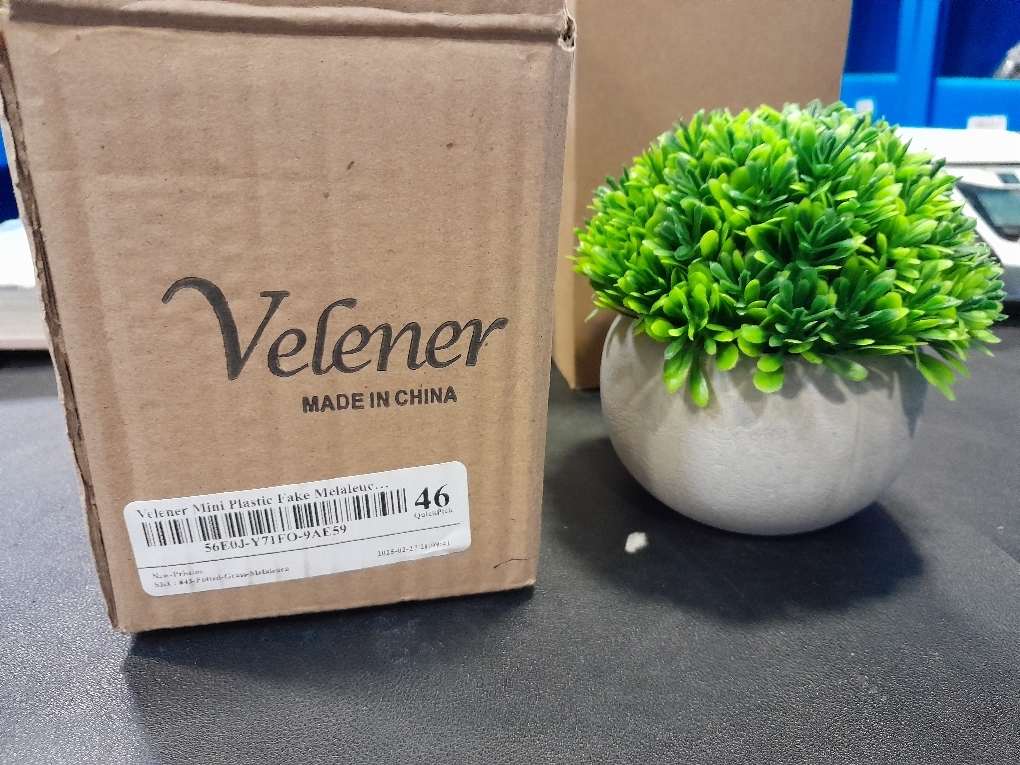 Small Fake Plants for Bathroom Shelf Decor, Mini Artificial Plants Indoor Fake Succulent Grass Desk Plant for Office Women Coffee Table Decor Fake Potted