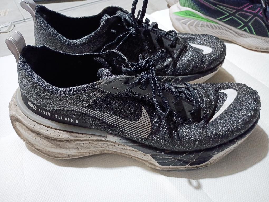 Nike Men's Invincible 3 Road Running Shoes (11)