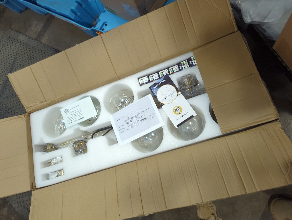 Modern Gold Chandelier Rectangle Pendant Light Ammber Globe Glass Sputnik Chandeliers Hanging Light Fixture 16-Light