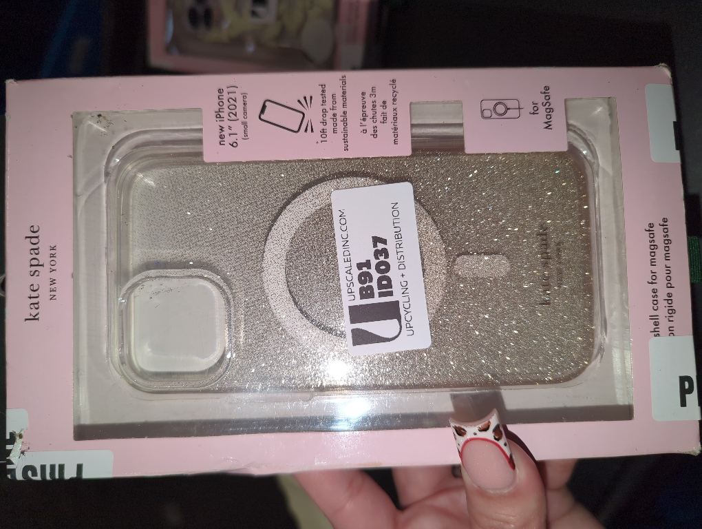 Kate Spade Magsafe Hardshell Case for iPhone 13 - Champagne ( Refurblished )