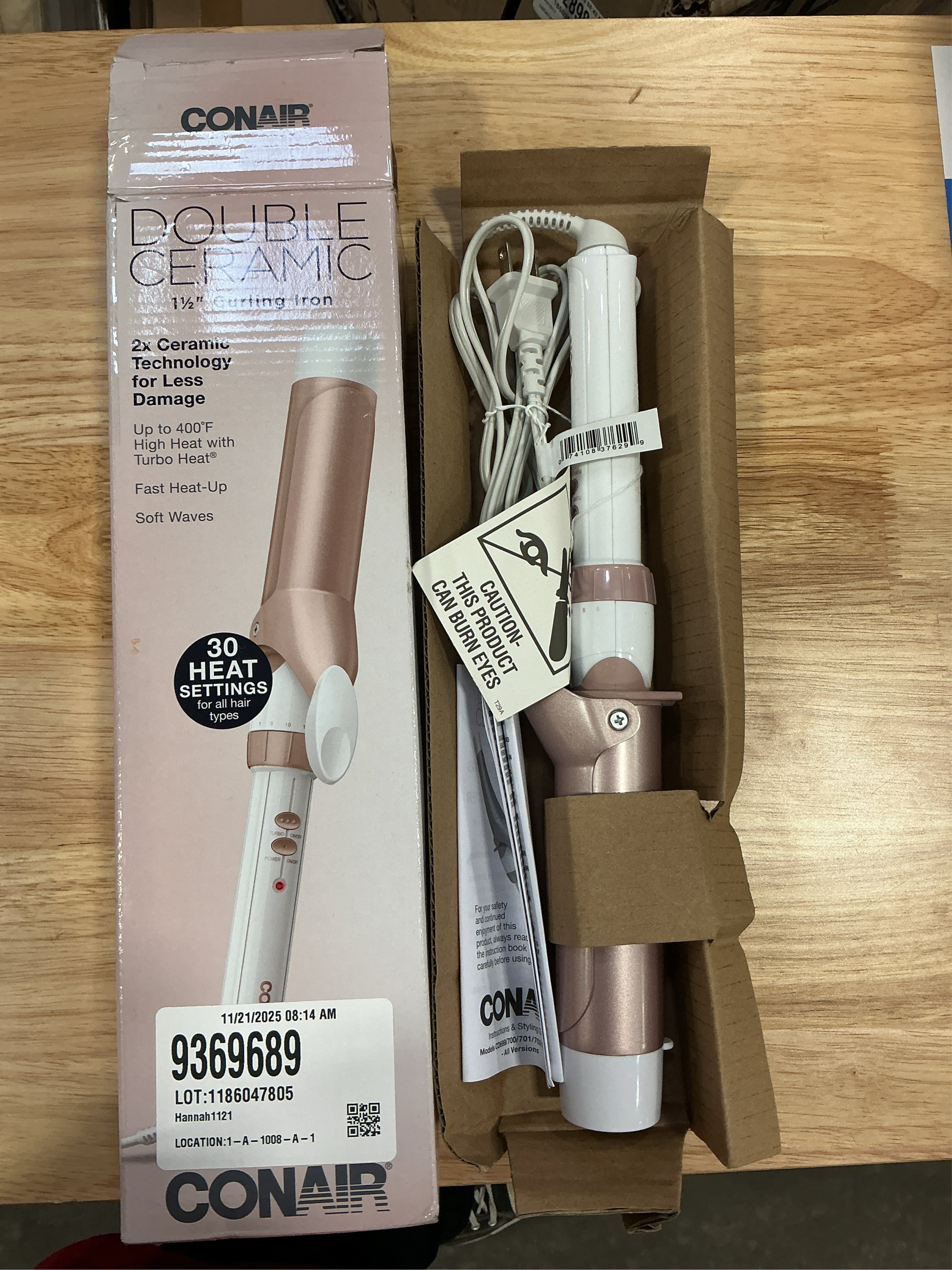 Conair Double Ceramic 1-1/2 Inch Curling Iron, 1.5-Inch Barrel Creates Soft Waves and Curls, Hair Curler for Use on Medium and Long Hair, White