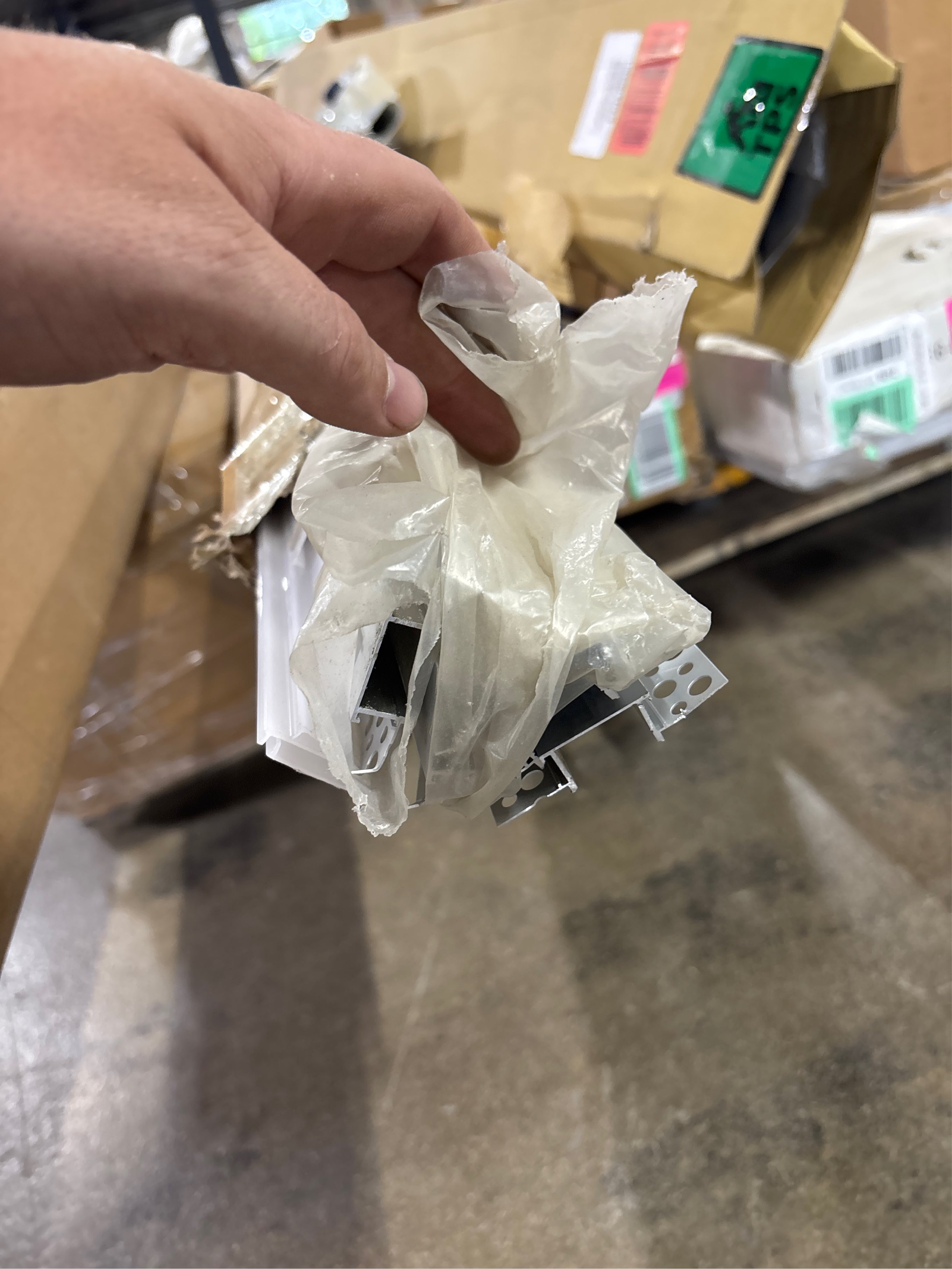 https://s3.us-central-1.wasabisys.com/manyfastscan-photos/c3e4ba54-b684-4890-aea6-ce343904b240.jpg