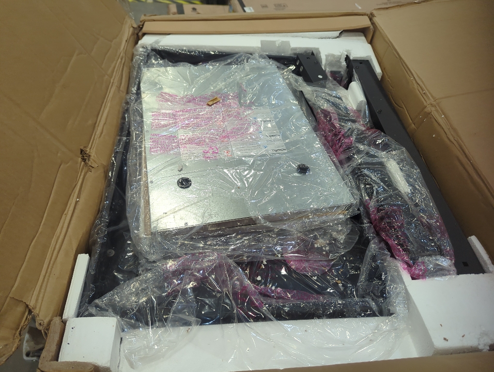 5-Burner Propane Gas Grill in Stainless Steel with Side Burner and Foldable Side Shelf