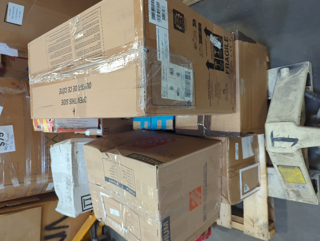 Damaged/Used Electronics Pallet 1186091667