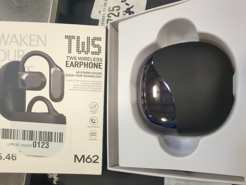 Translator Earbuds: 3-in-1 Language Translation Device 144 Languages & Accents Translation in Real Time, 8 Offline Language Translation Packs Ideal for Travel, Black