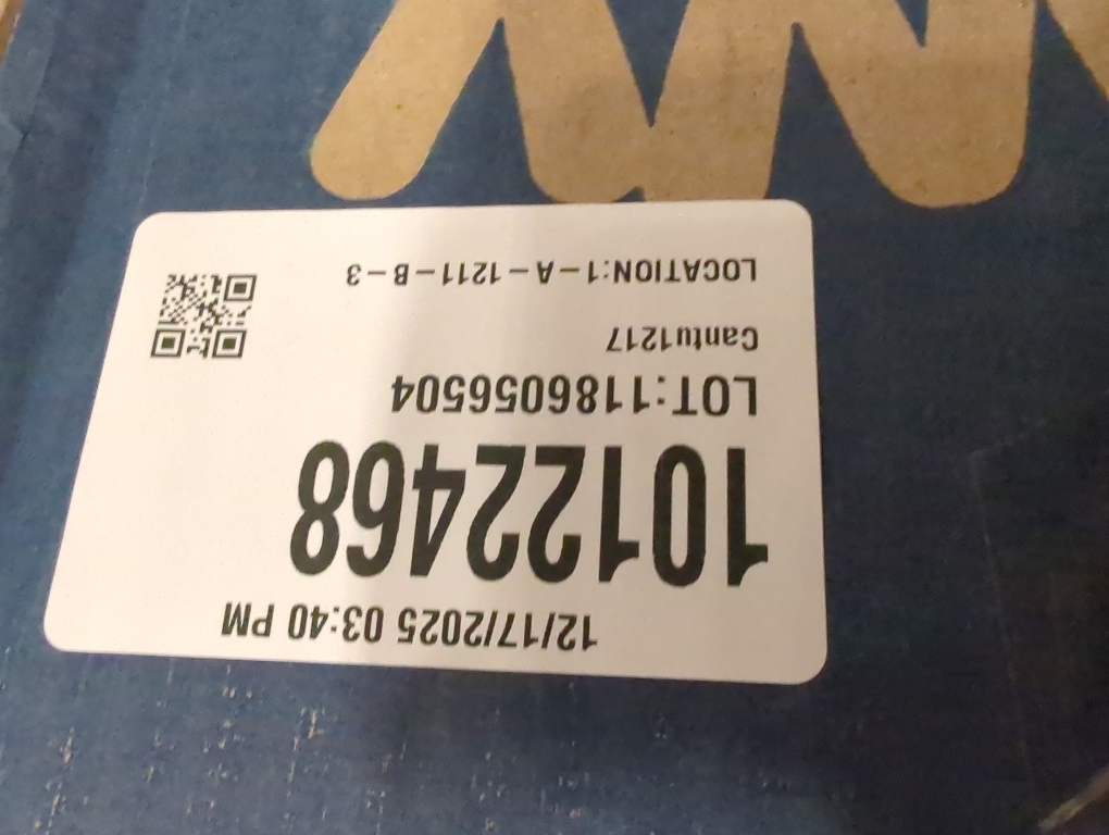 BAGSMART Duffle Bag 37L Large Carry On Weekender Overnight Bag with Wet Pocket , Laptop Compartment And Shoes Bag for for Women, Travel, Business Trips, Sports(Black)