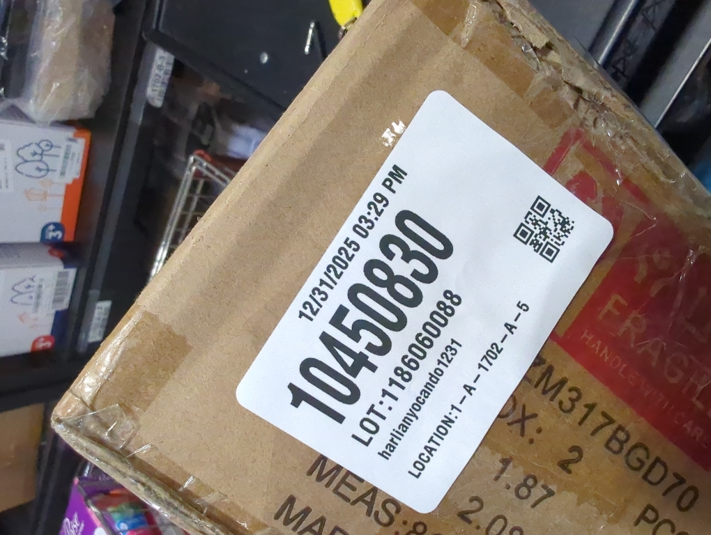 Battery Operated Wall Sconces with Remote Control, Dimmable Wall Sconces Set of Two, 350°Rotate, 3000K LED Gold Wireless Wall Light for Living Room, Bedroom, Hallway, 28.3 Inch (2 Pack)