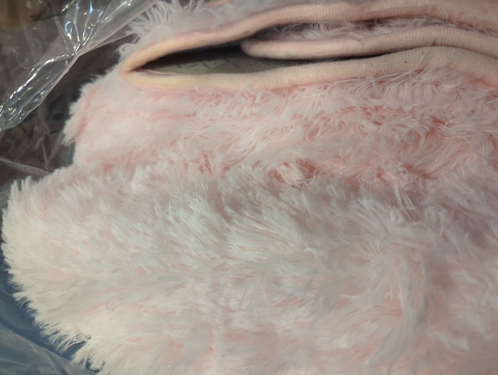 OLANLY Area Rugs for Living Room Bedroom, Machine Washable 4x5.9 ft Soft Fluffy Shaggy Bedside Rug, Indoor Floor Carpet for Kids Girls and Boys, Dorms, Nursery Rooms, Home Decor Aesthetic, Pink