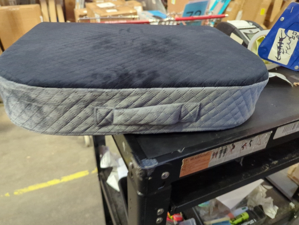 Kölbs Extra Large Seat Cushion Stylish Plush Velvet Cover XL Memory Foam for Office Chair, Floor Pillow Back Pain Coccyx Bruise Relief Carry Handle