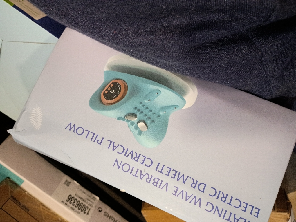 Smedz Neck Massager 2026 New Upgrade 3 in 1 Portable Massager with Heat &Comfortable Stretching–Adjustable Intensity for Neck & Shoulder Relaxation at Home, Office