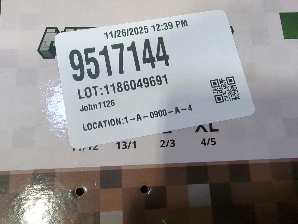 Size S 11-12 Color Green Minecraft Creeper Green Slippers