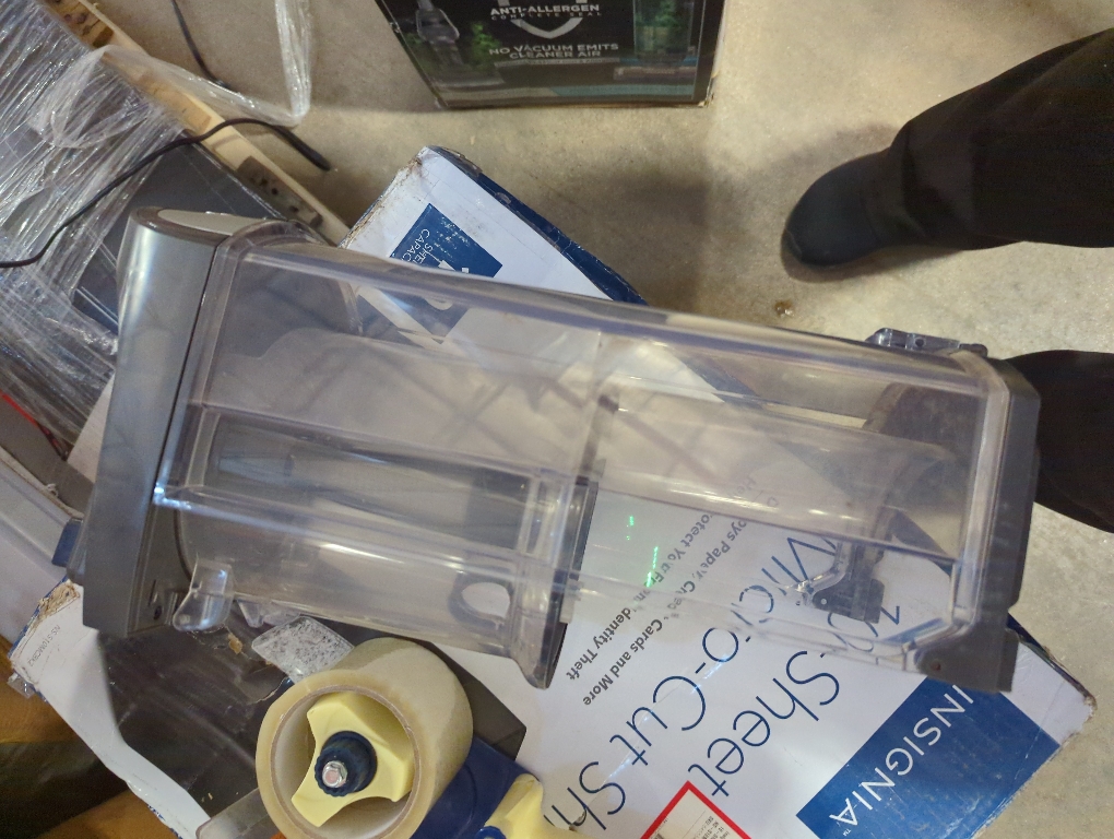 Shark® Vertex DuoClean PowerFins Upright Vacuum with Powered Lift-away & Self-Cleaning Brushroll (AZ2002)