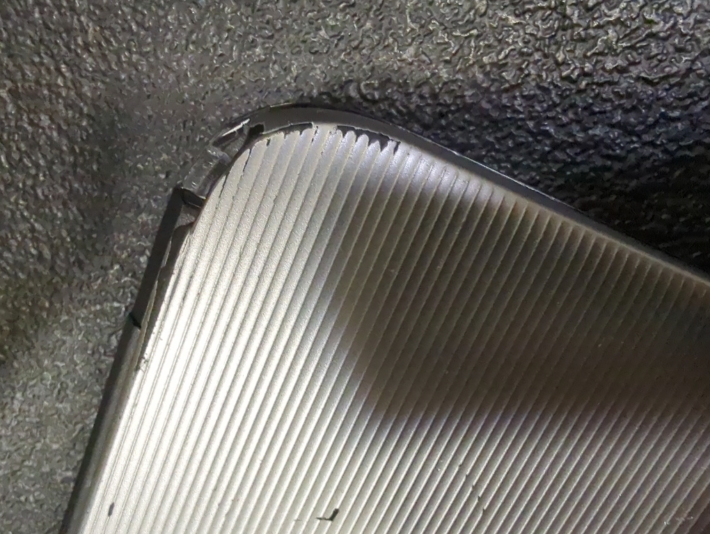 HP Notebook - 14-an012nr With Charger