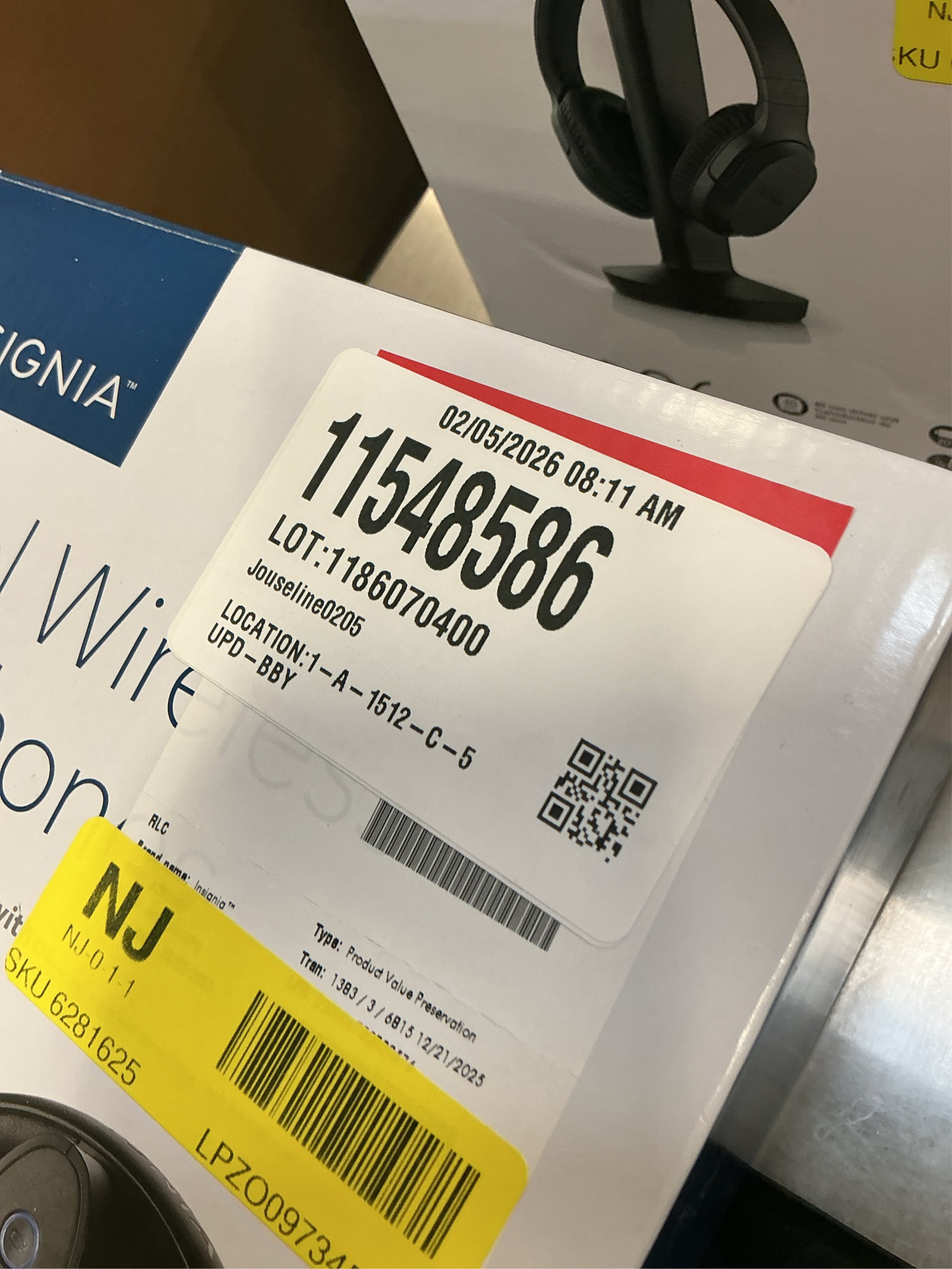 insignia - ns-hawhp2 rf wireless over-the-ear headphones - black