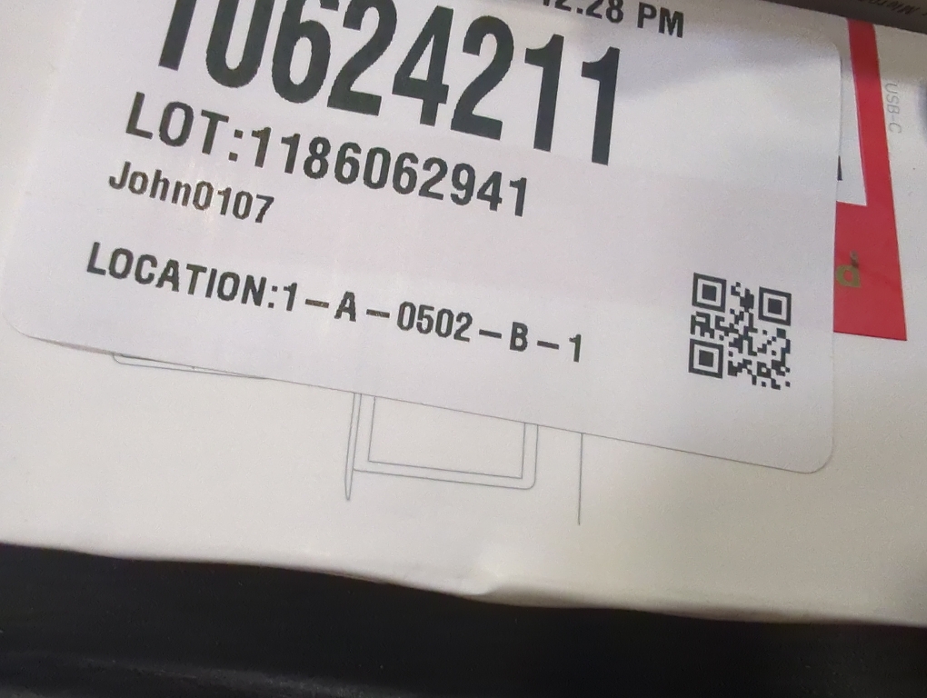 Apple USB-C to SD Card Reader - 2.6in