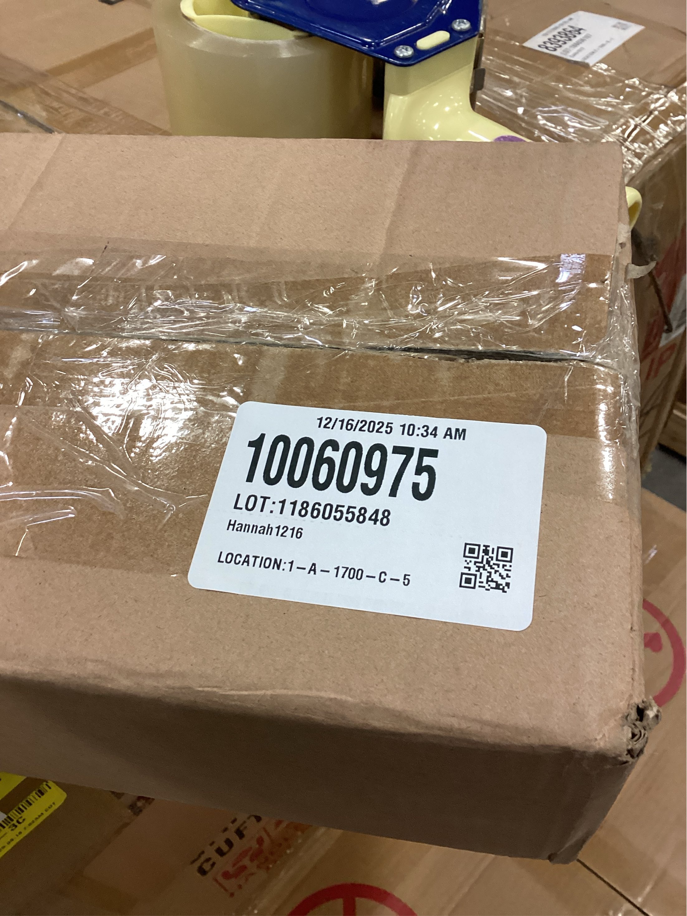 Velener Artificial Agave Plant Set,22 Inch, Faux Aesthetic Plants for Home Decor, Realistic UV Resistant Fake Agave Plants Without Pot, Set of 2