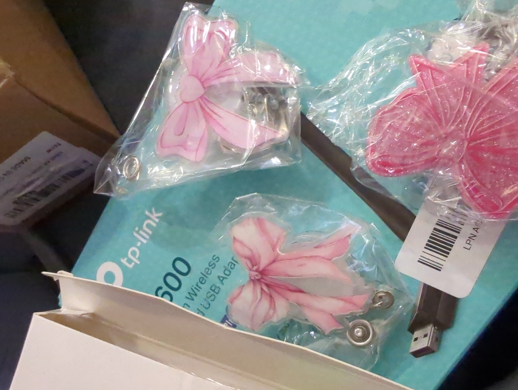 8 Pcs Coquette Pink Bow Badge Reel Retractable Badge Reel for ID Card Cute Alligator Clip Accessories for Nurse Medical Worker Office School Teacher(Bow Theme,Acrylic)