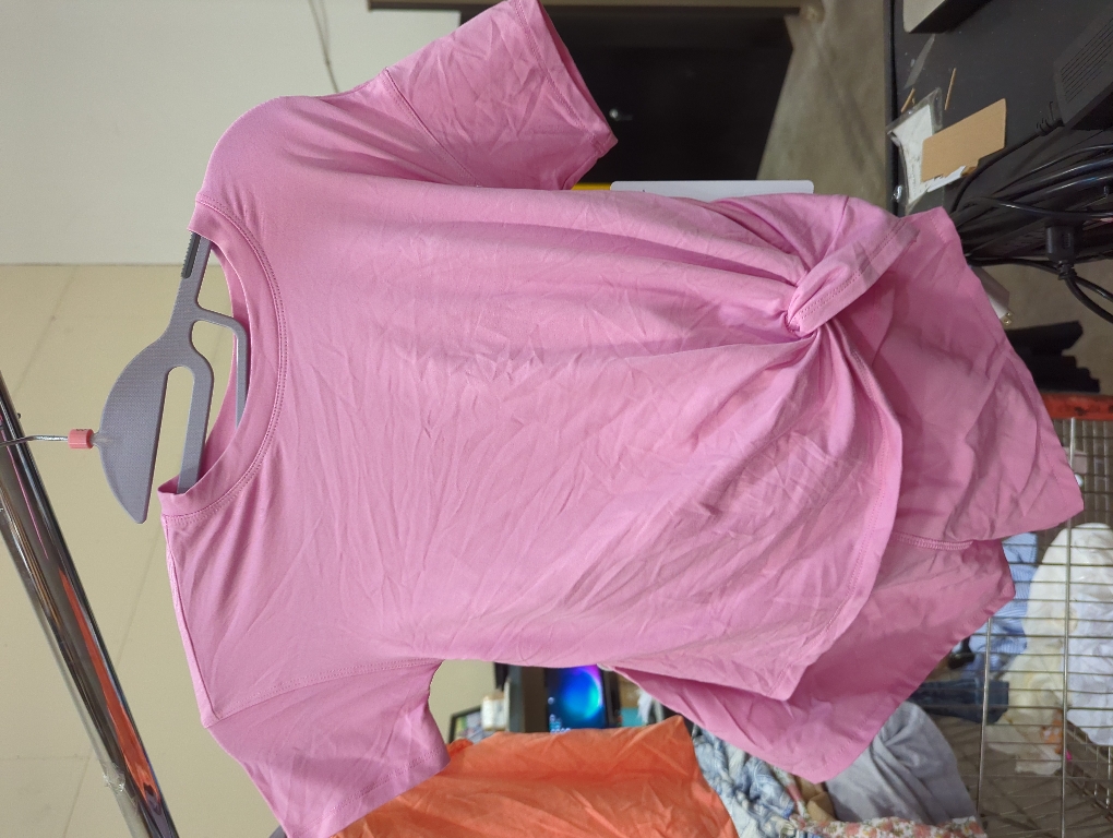 Yoga- lic-ious girls pink 2 piece set with shorts size s (7/8)